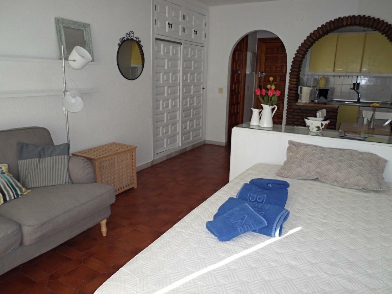 Palmeras 55 Menyber Appartement Nerja Buitenkant foto