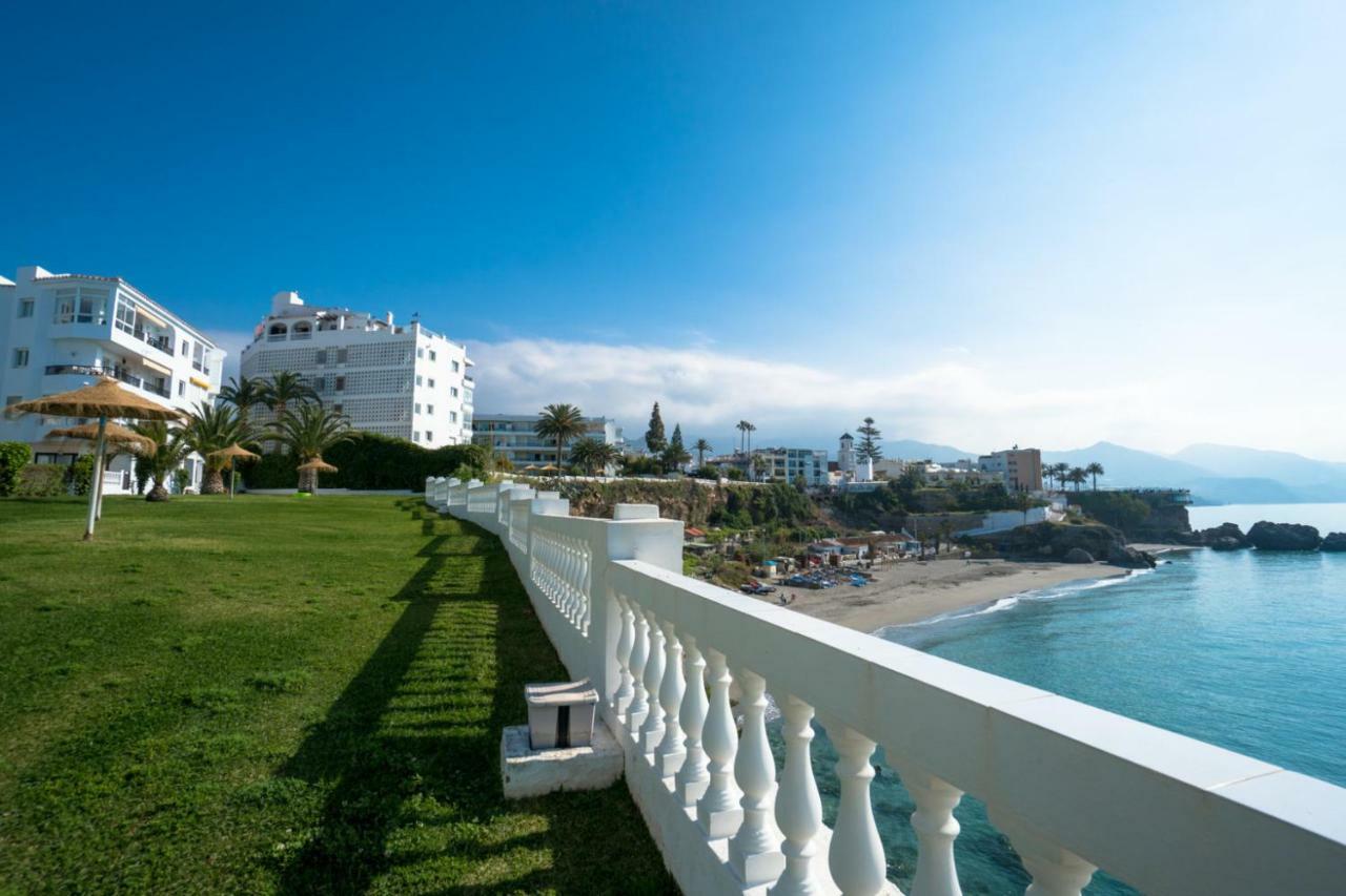 Palmeras 55 Menyber Appartement Nerja Buitenkant foto